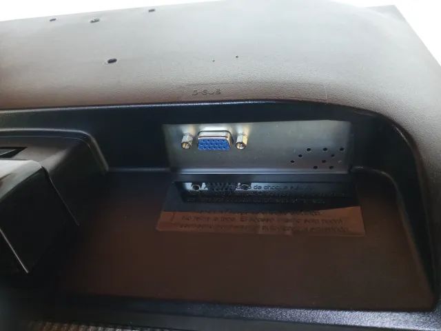 Monitor VGA 18,5 pol HP e1941s - Foto 5