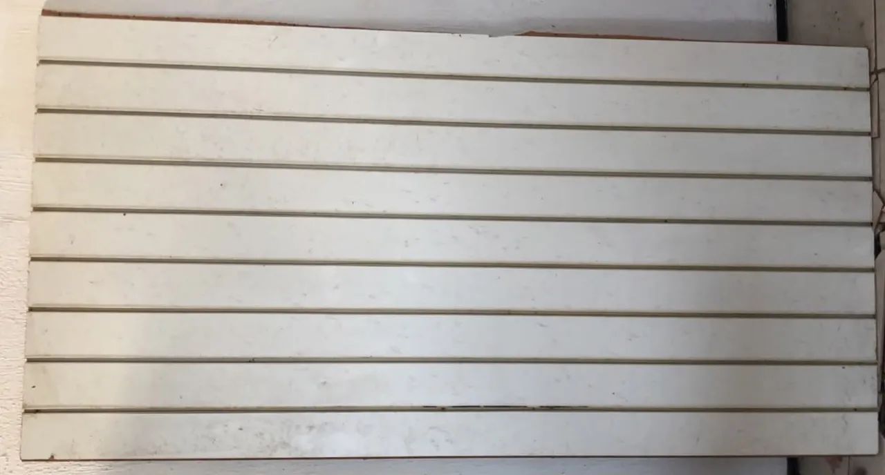 Painel canaletado seminovo