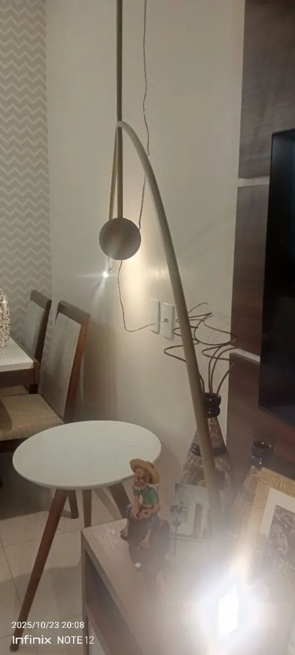 Lustre formato de flecha  - Foto 5
