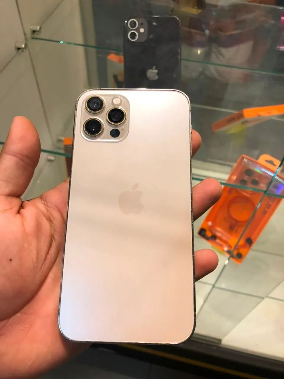 Iphone 12 pro  - Foto 3
