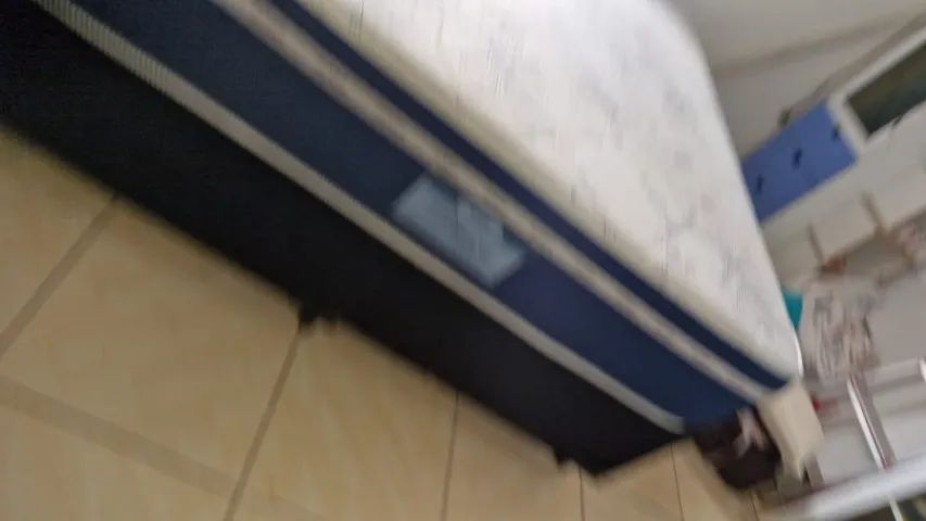 Cama Queen Size Portobel