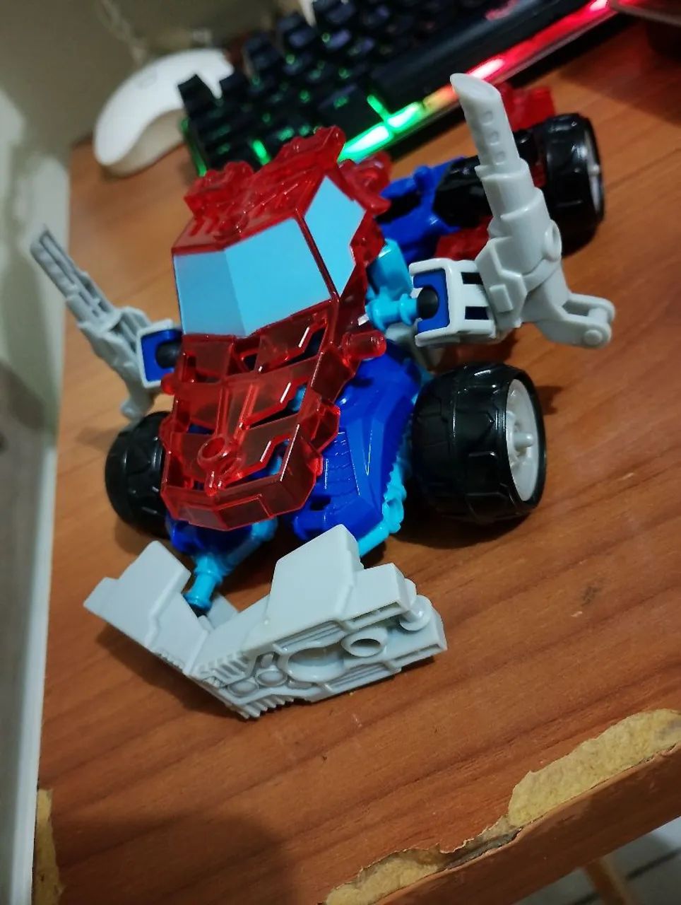 Optimus Prime (Transformers: Construct Bots) - Foto 2