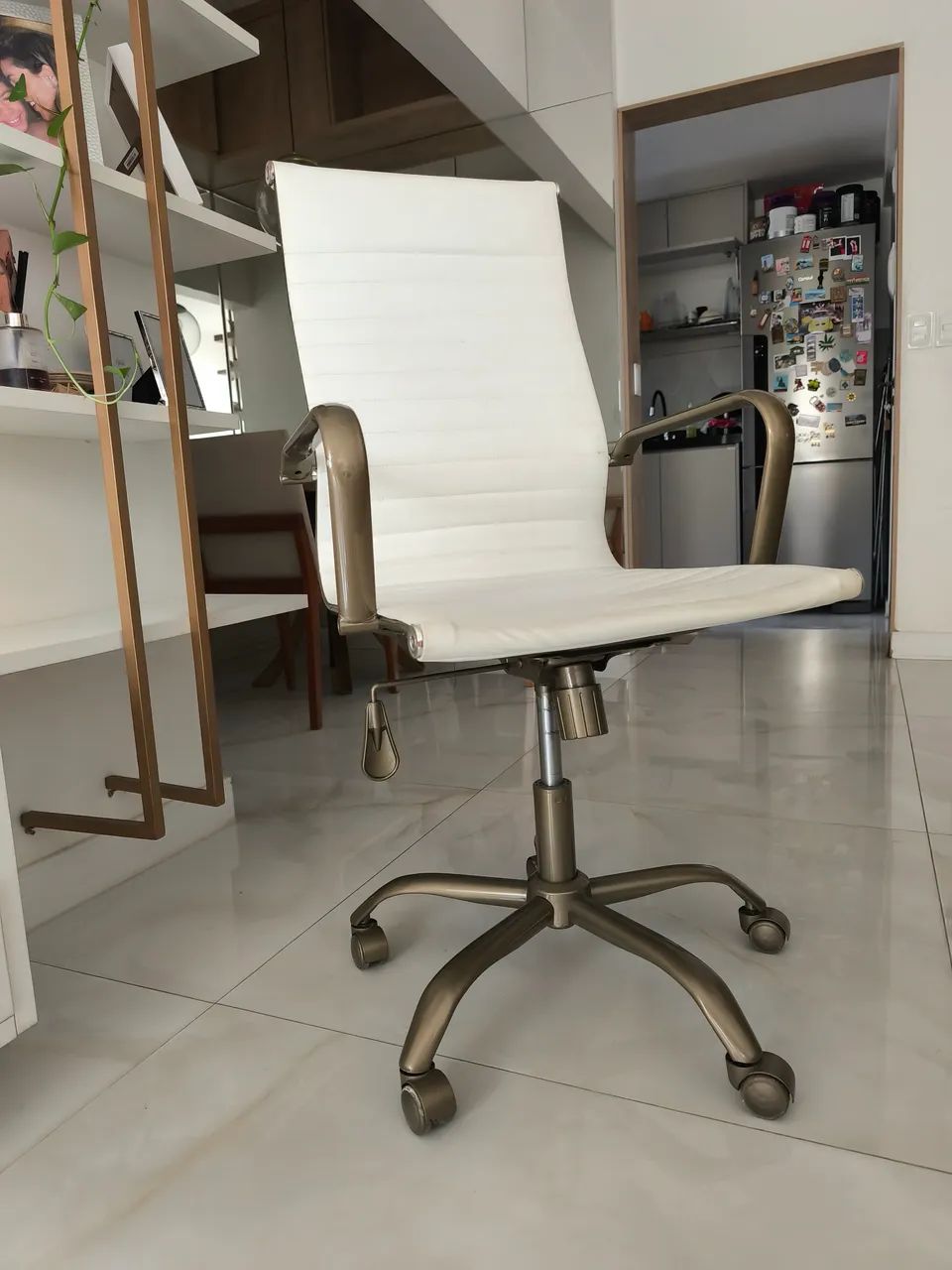 CADEIRA DE CONSULTÓRIO  - Foto 5