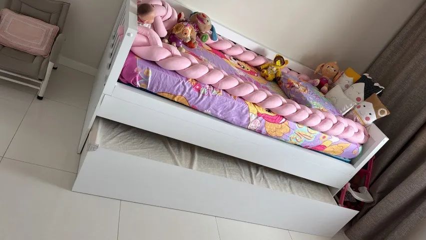 Cama solteiro com cama auxiliar - planejada 