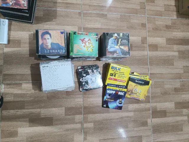 Lote de Cds e Dvs  - Foto 4