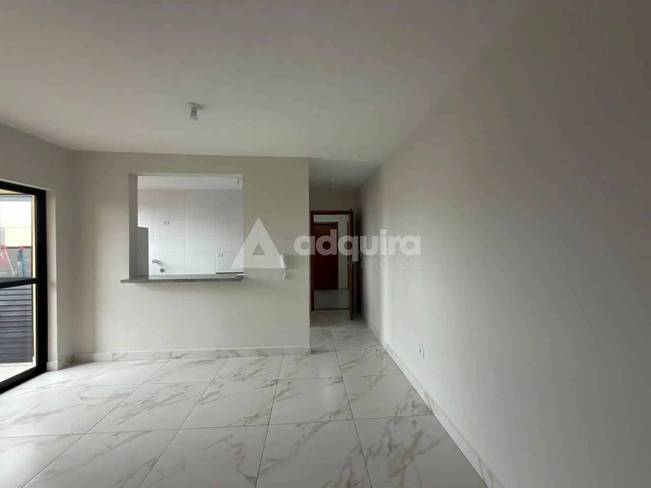 Apartamento com 3 Quartos, Suíte e Sacada com Churrasqueira em Uvaranas - Foto 3