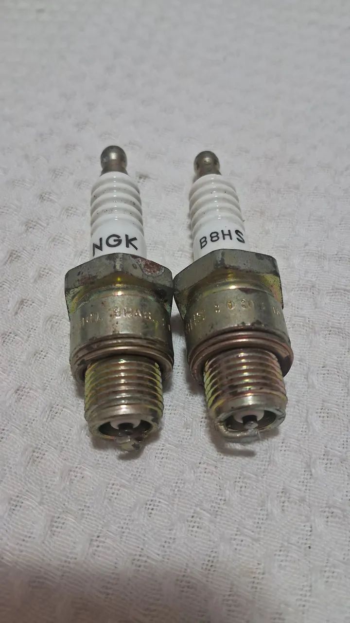 Velas ignição motor popa - Foto 6