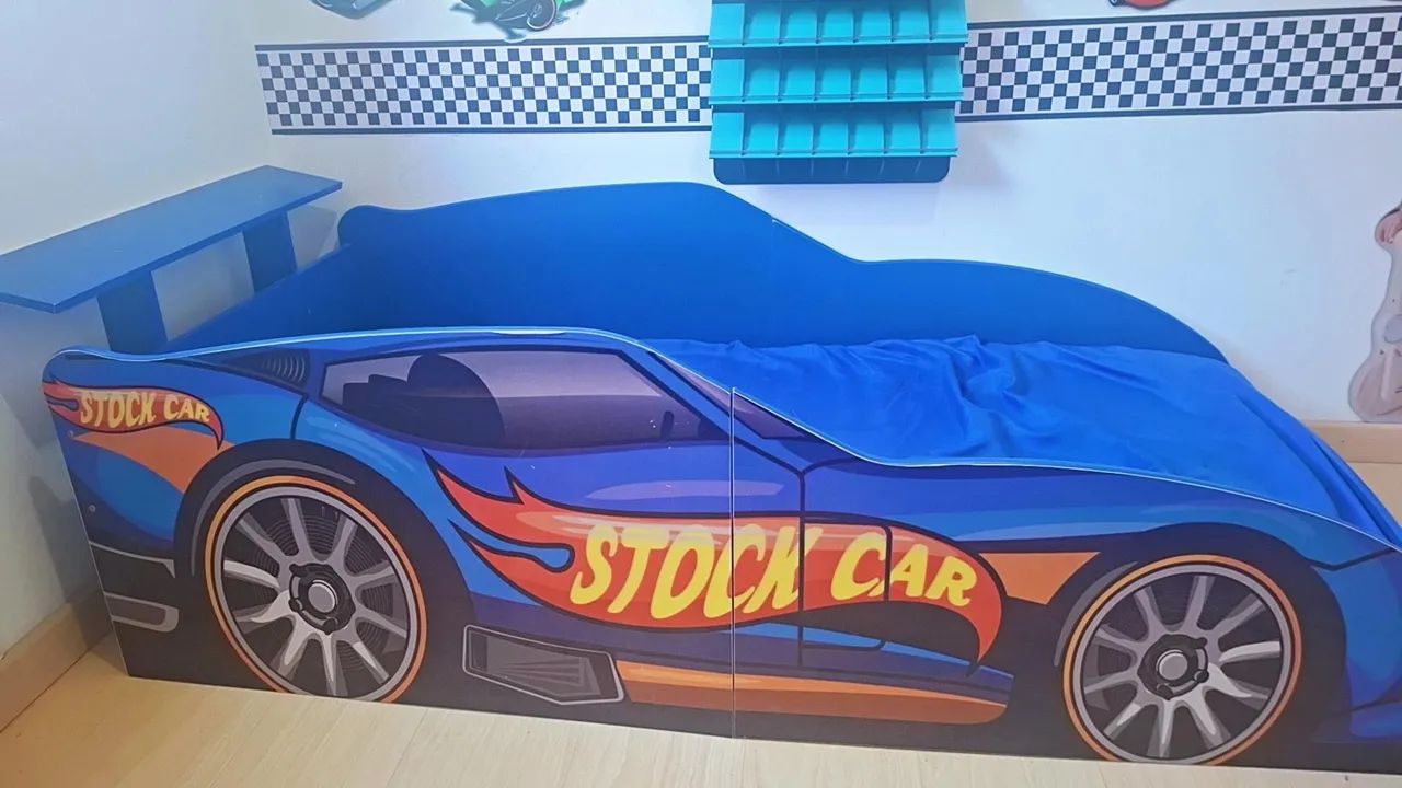 Mini cama Hotweels com colchão! Sem uso, foi apenas montada - Foto 3