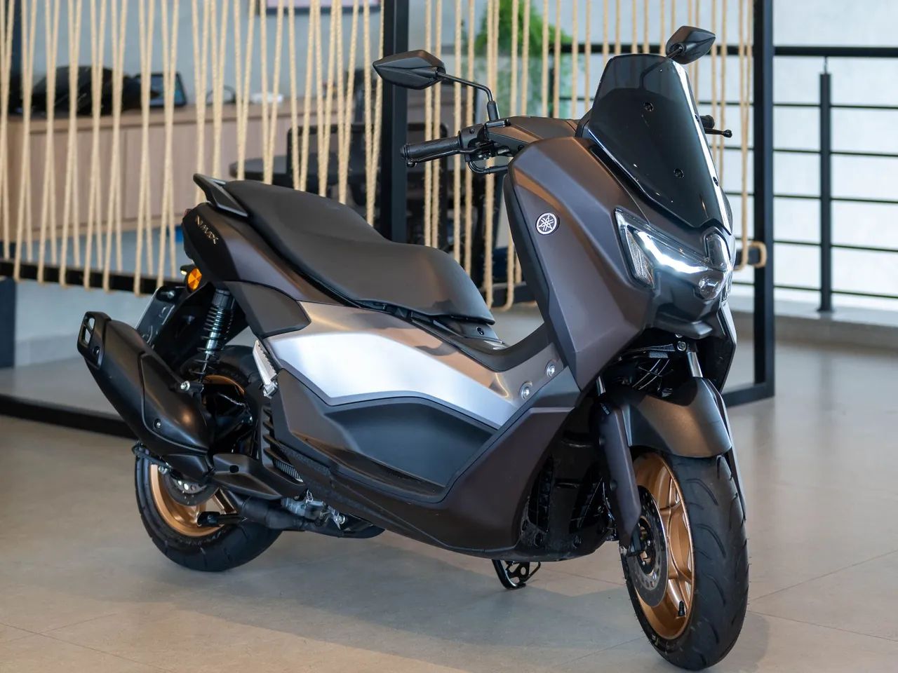 YAMAHA NMAX CONNECTED 2025
