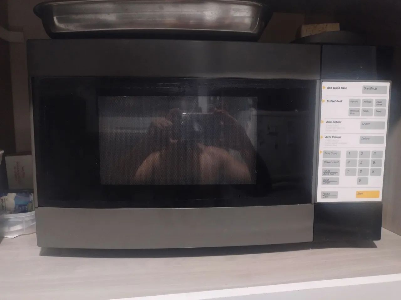 Microondas semi novo em bom estado e funcionando perfeitamente - Foto 4