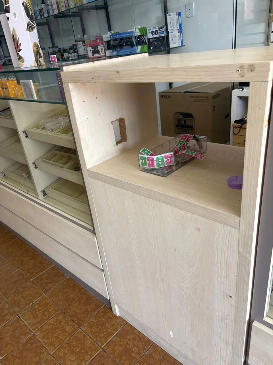 Balcão vitrine para joias - Foto 4