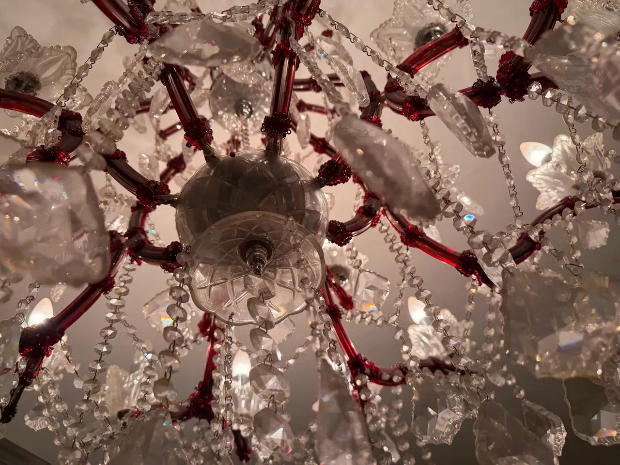 Lustre de Cristal e Vidro Estilo Veneziano - Imponente e Sofisticado - Foto 3