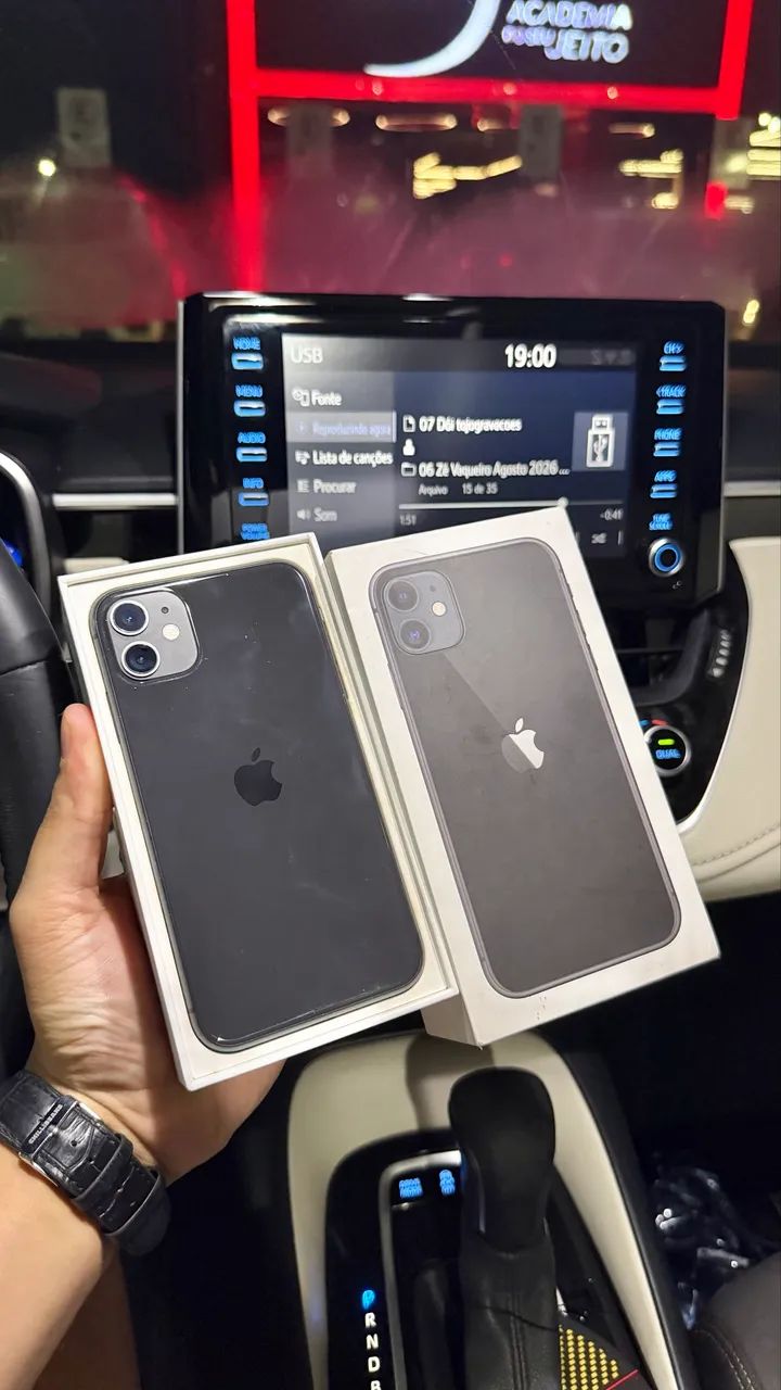 IPhone 11 64Gb - Funcionando perfeitamente | Aceito cartão 