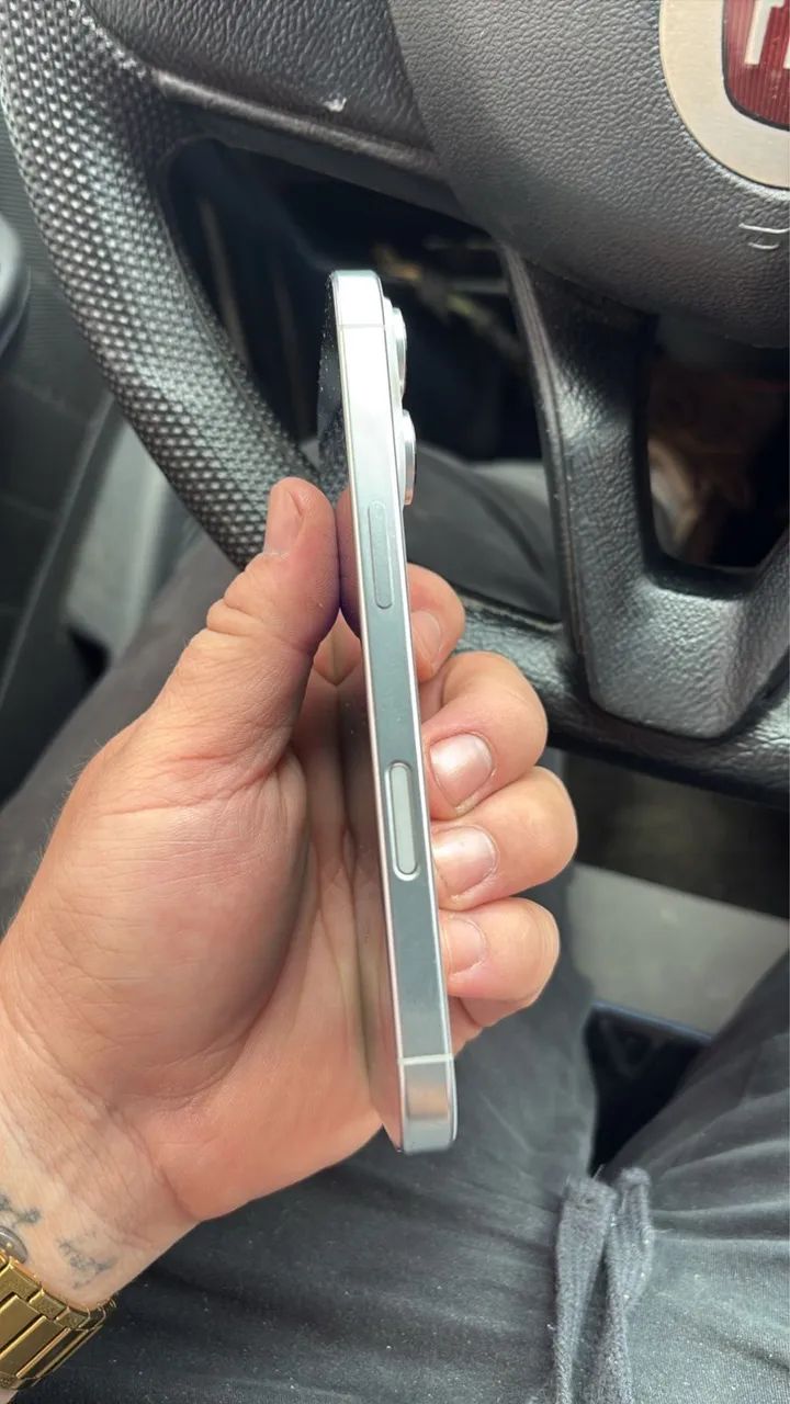 iPhone 16 Pro 128GB - Foto 2