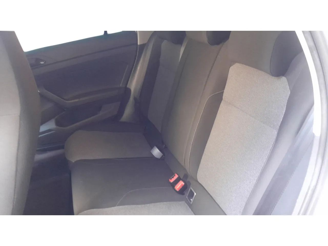 Volkswagen Virtus TSI 1.0 Flex 12V 4p Aut., foto 14 de 20