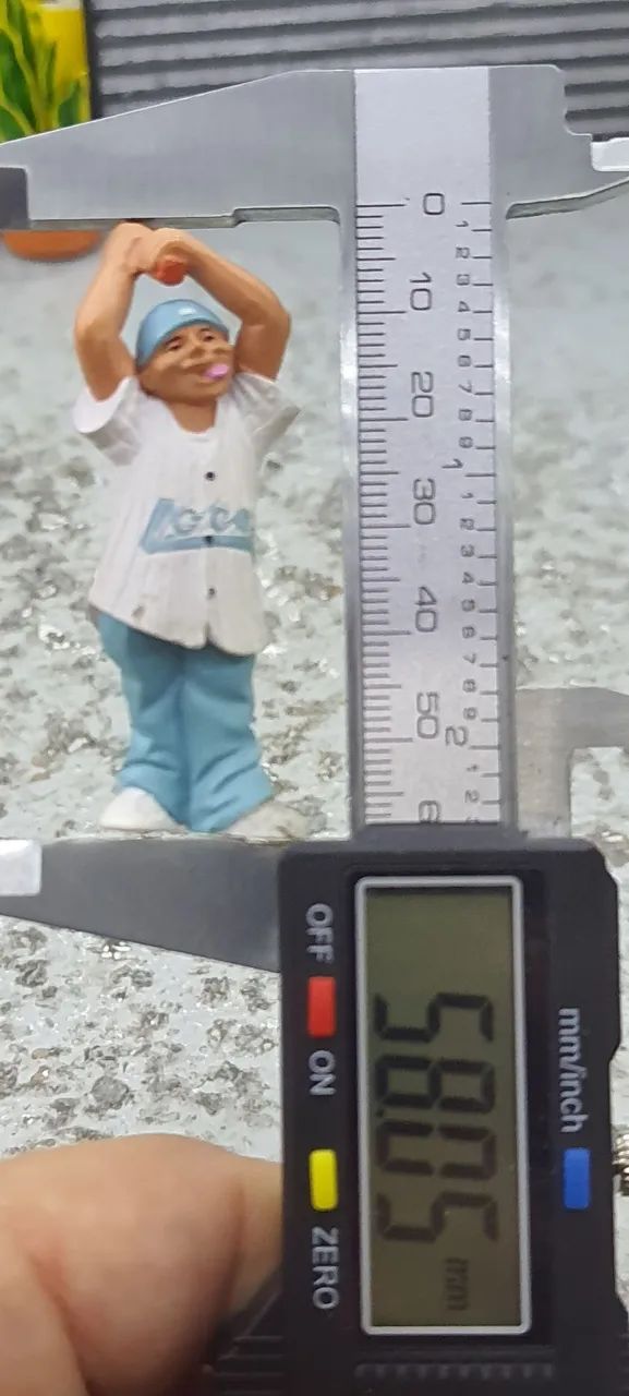 Miniatura Figura Locsters Switch Happy  - Foto 3