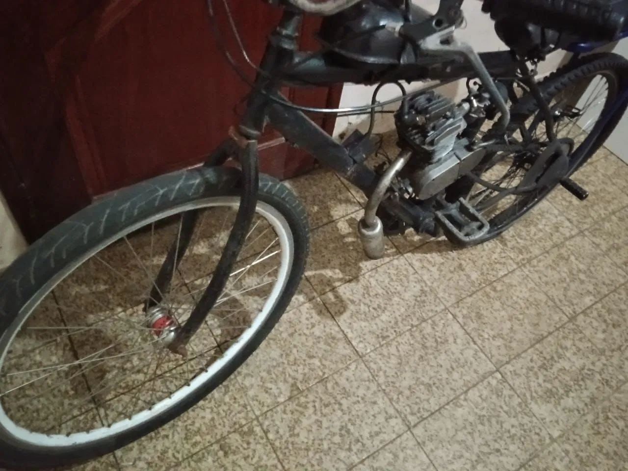 Bicicleta motorizada 80cc - Foto 2