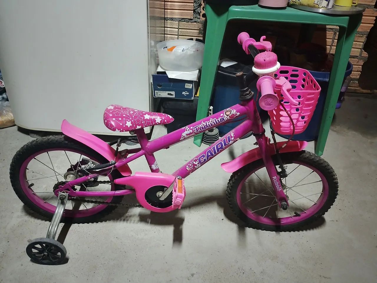 Bicicleta infantil de Menina