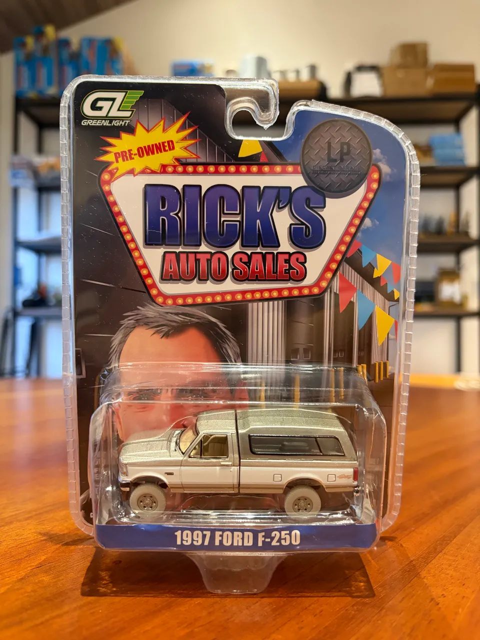 Miniatura Ford F-250 1997 1/64