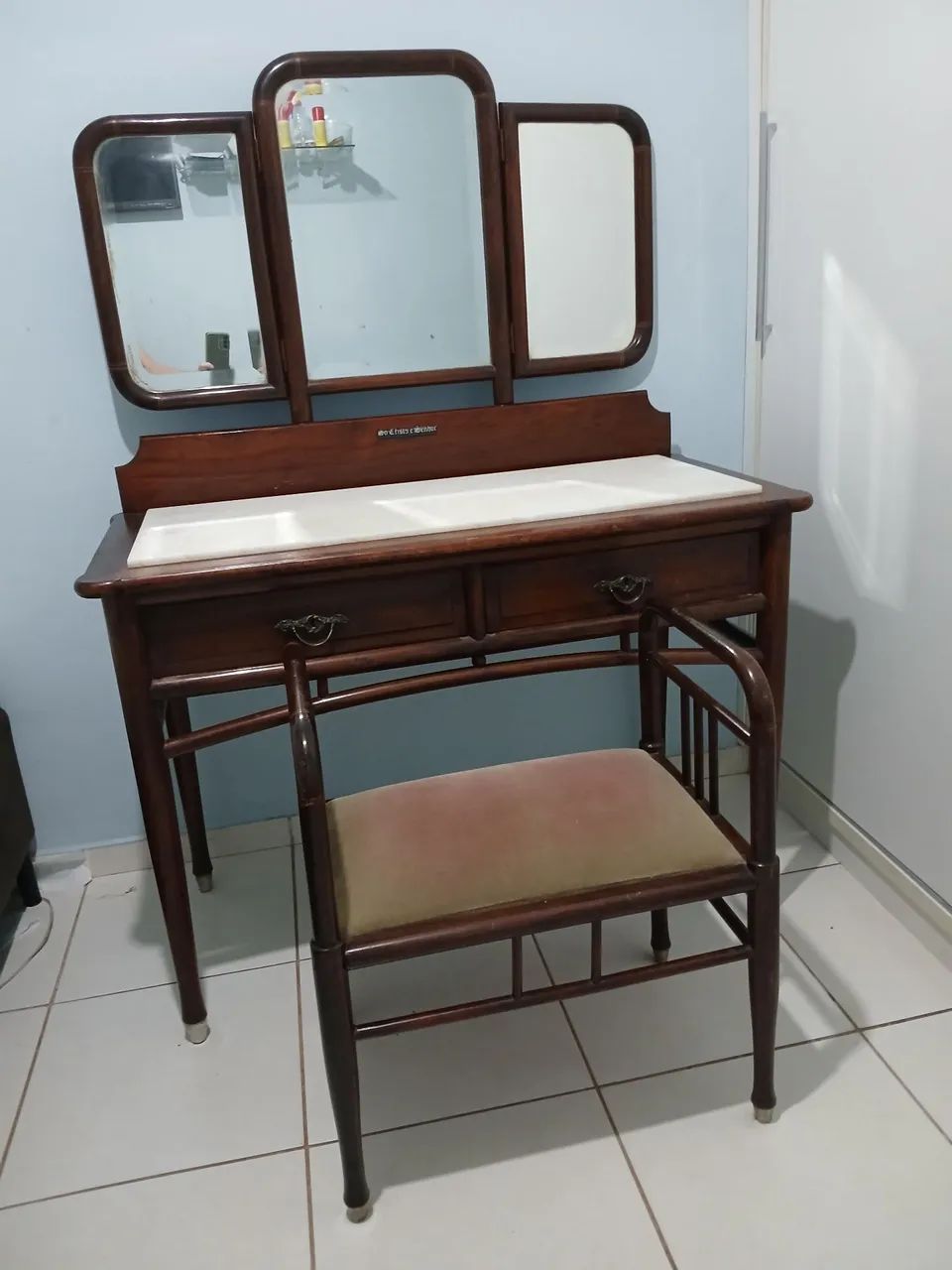 Penteadeira Antiga