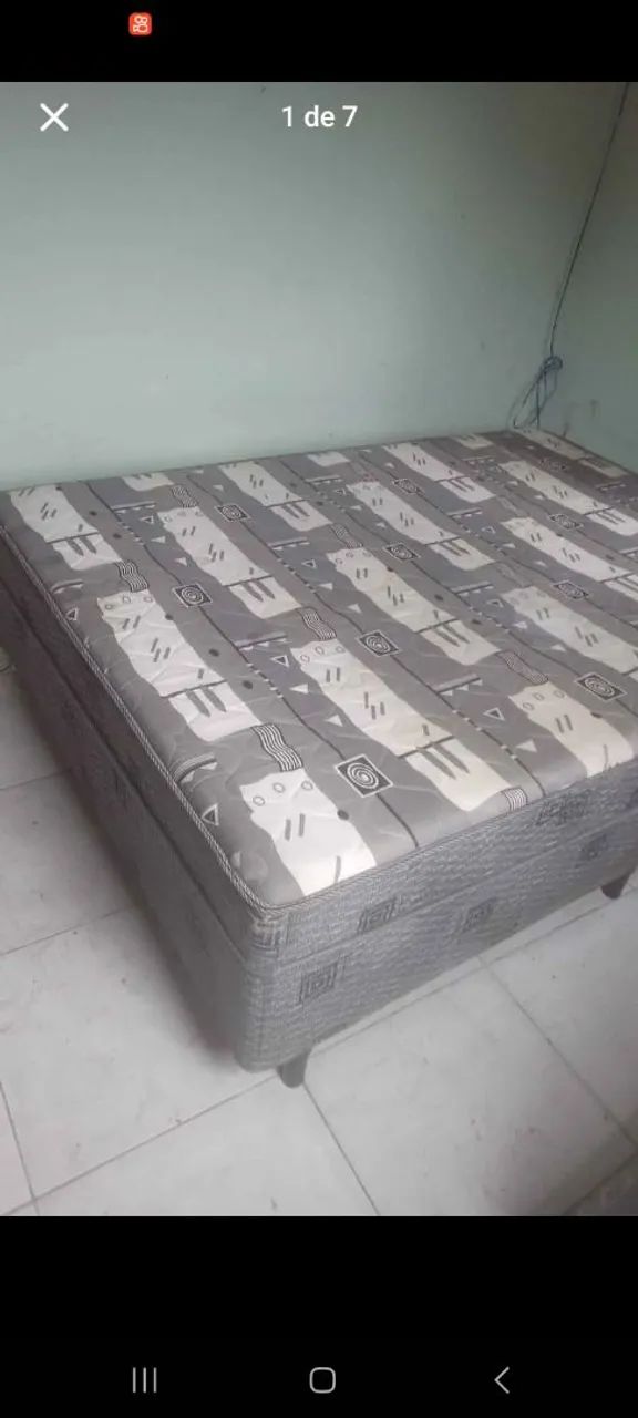 Cama casal e colchão