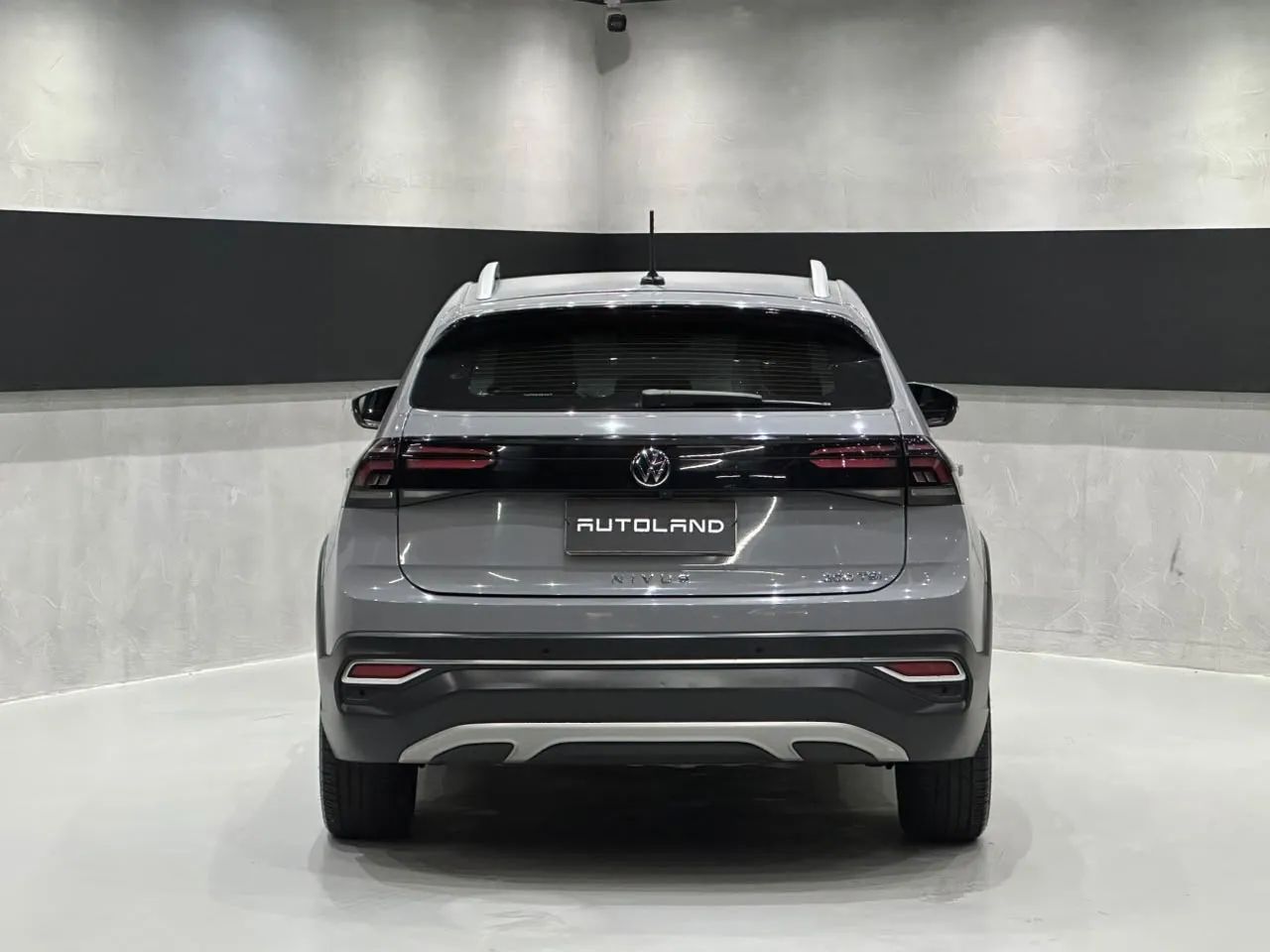 Volkswagen Nivus Highline 1.0 200 TSI Flex Aut., foto 18 de 19