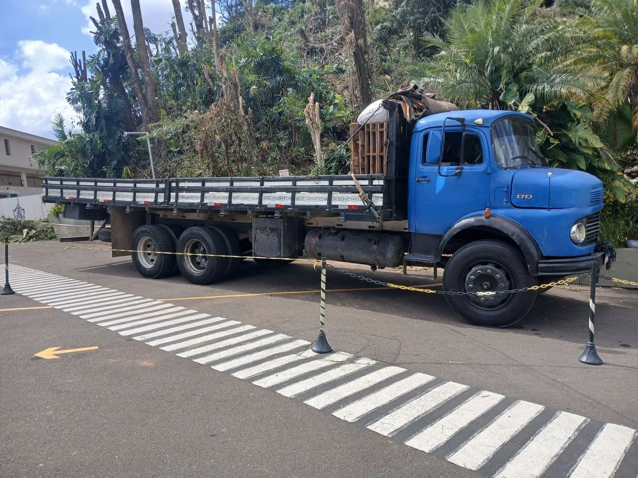 Fretes carreto retirada de entulho e viagens!! - Foto 3