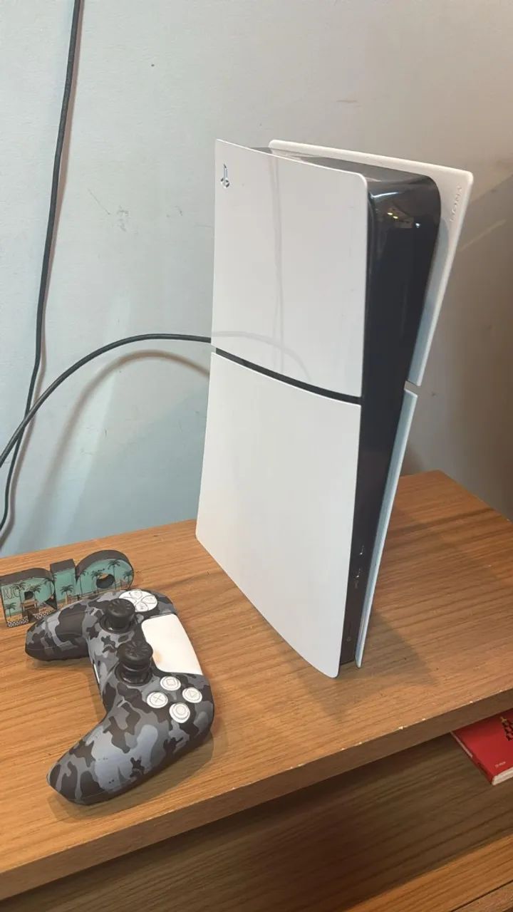 PS5 Digital Slim