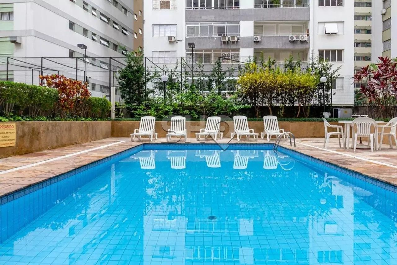 Apartamento em Higienópolis com 3 dormitórios ( 1 suíte ) e 3 vagas