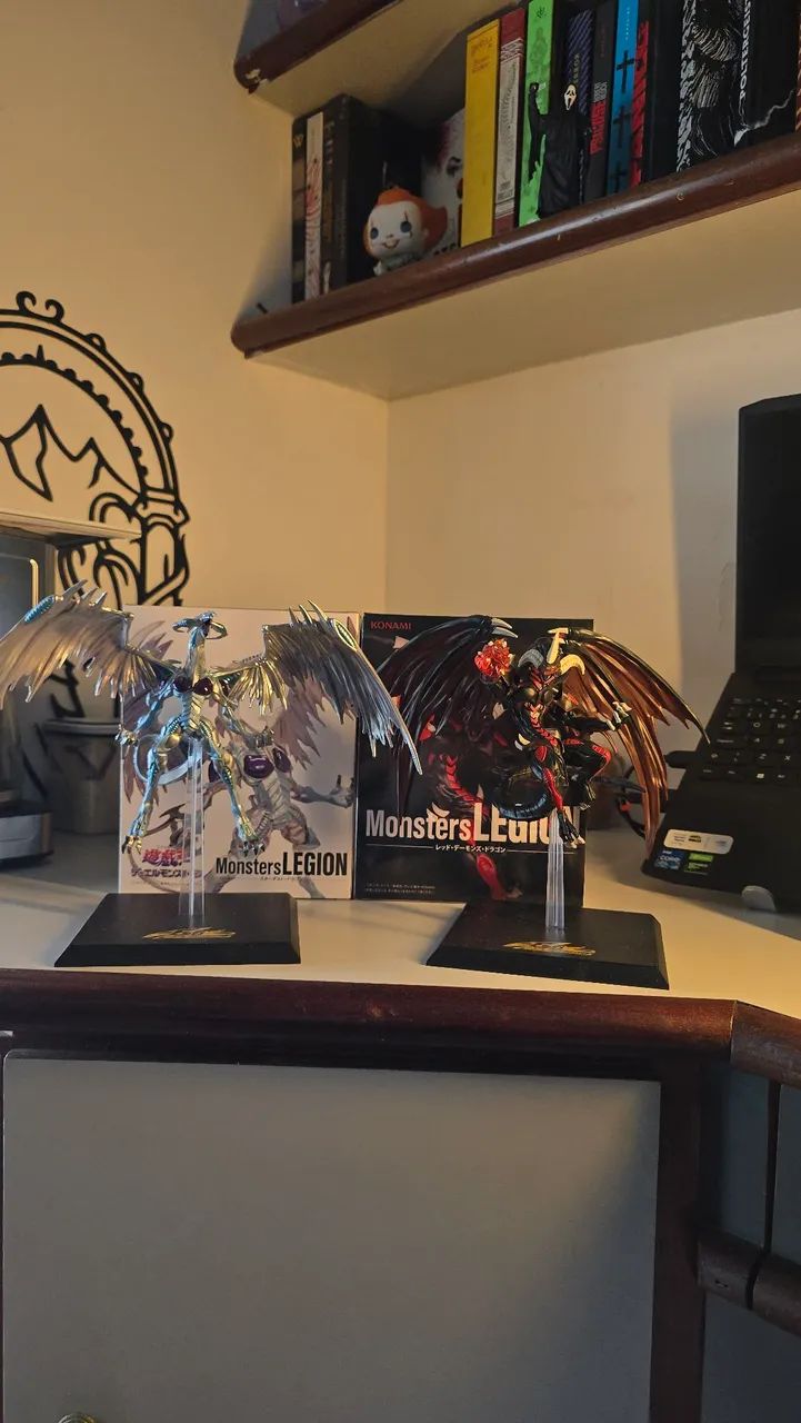 Vendo ou Troco Figure Yugioh