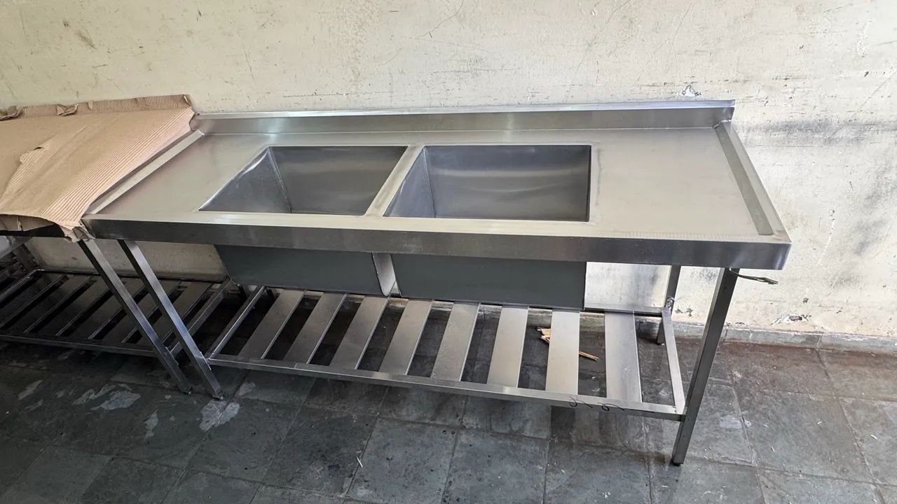 Pia industrial duas cubas 1,80 x 60  - Foto 2