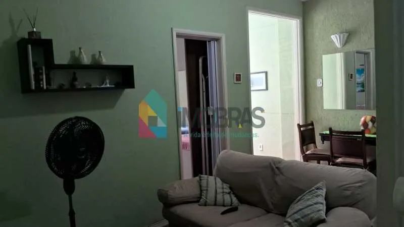 COPACABANA !! QUARTO E SALA PRÓXIMO A PRAIA - Foto 3