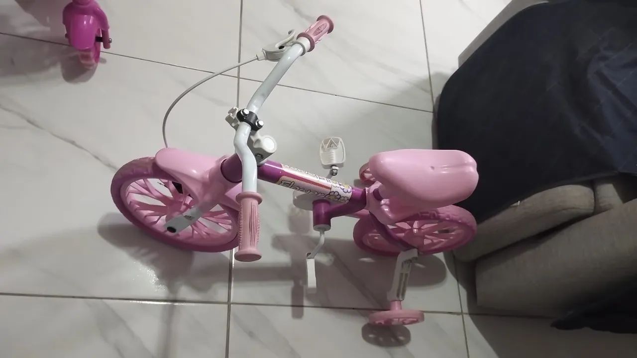 Bicicleta infantil aro 12  - Foto 2