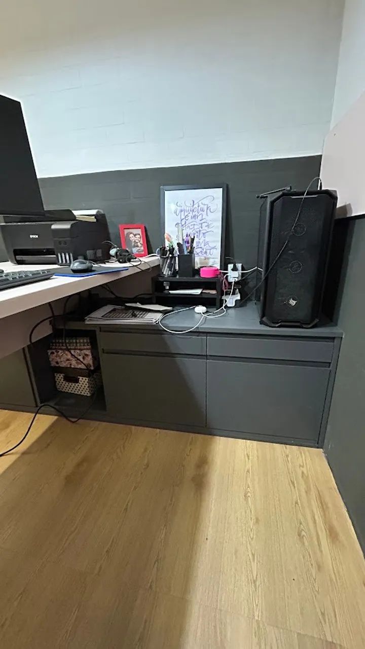 Mesa de escritório com gavetas e arquivo - Foto 5