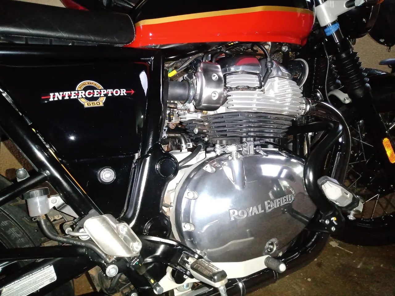 Interceptor 650 UNICO DONO - Foto 4