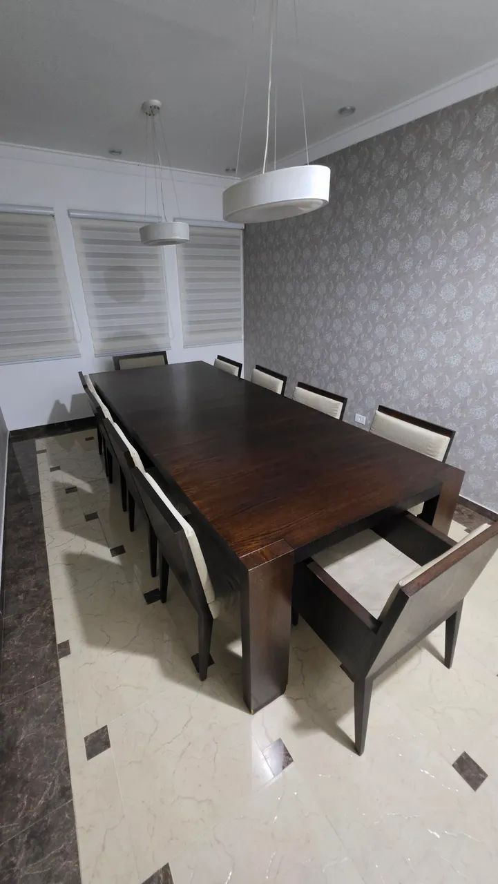 Mesa de jantar 10 lugares