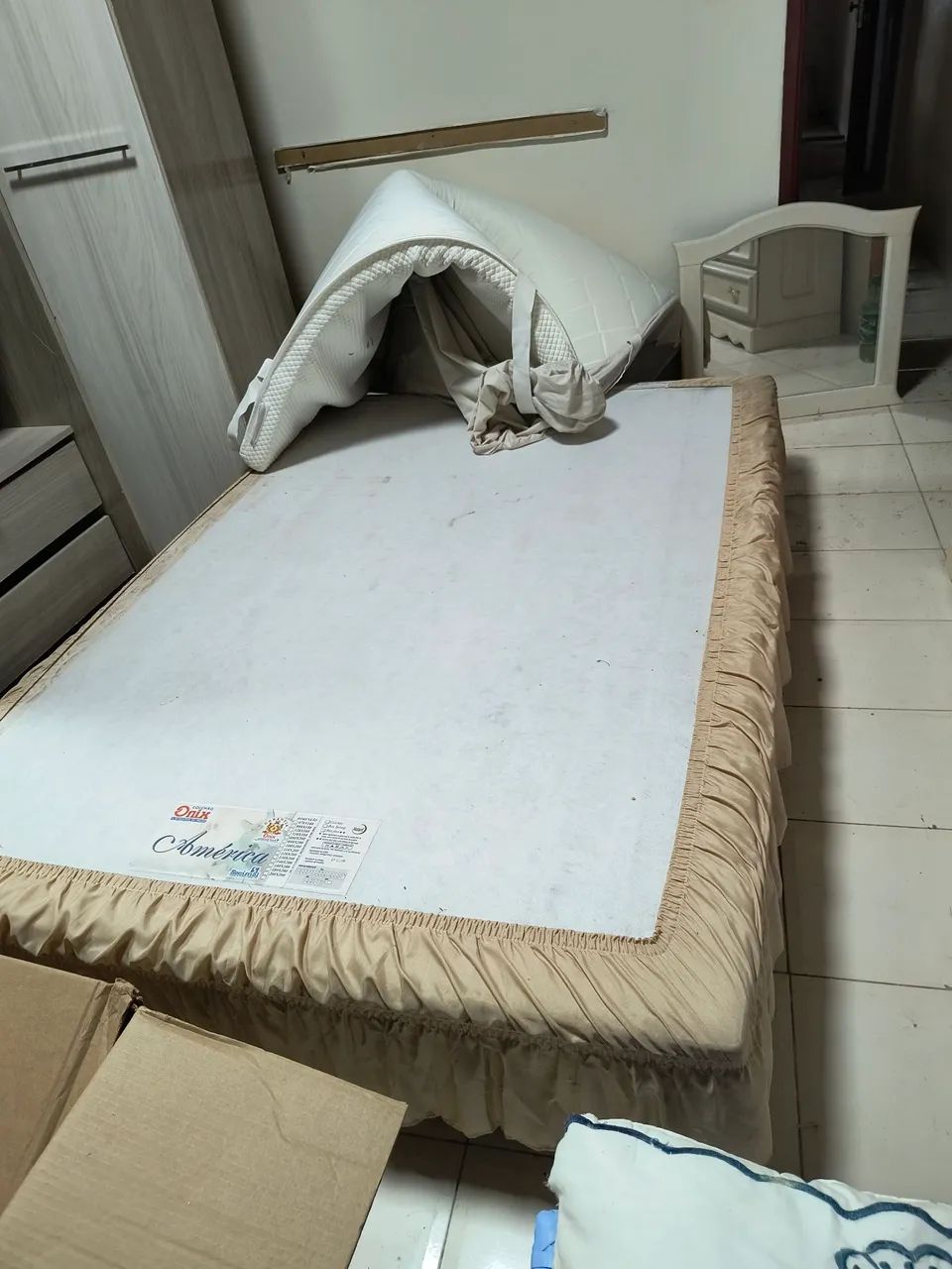 Imperdível!!! 02 Boxes de Cama por apenas R$500,00. - Foto 2