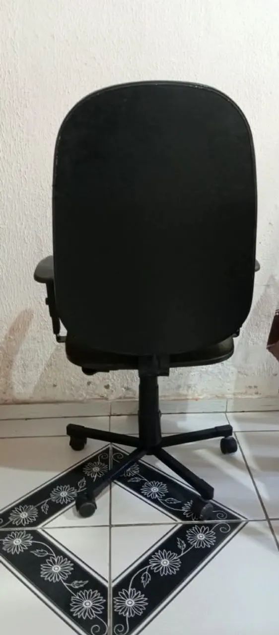 Cadeira rotatória - Foto 4