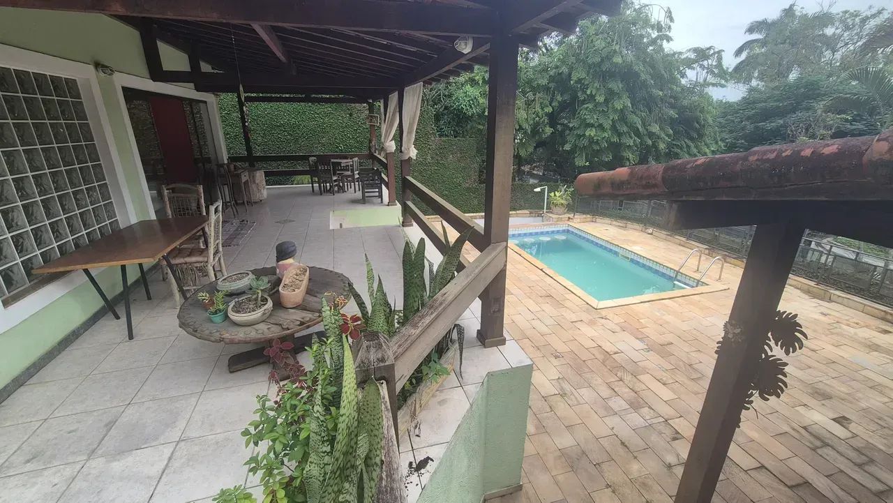 Imóvel para venda tem 320 metros quadrados com 4 quartos - Foto 5