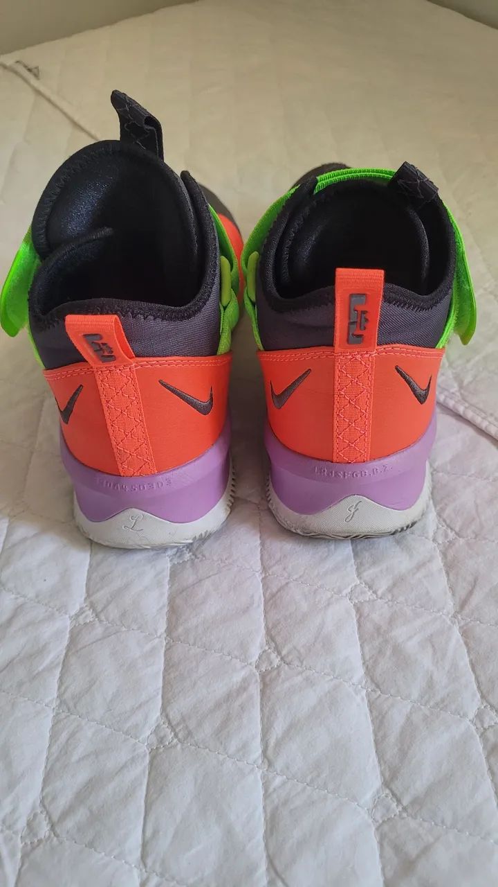 Tenis Nike Lebron James  - Foto 4