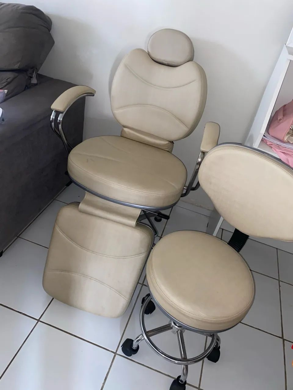 Vendo cadeira e mocho