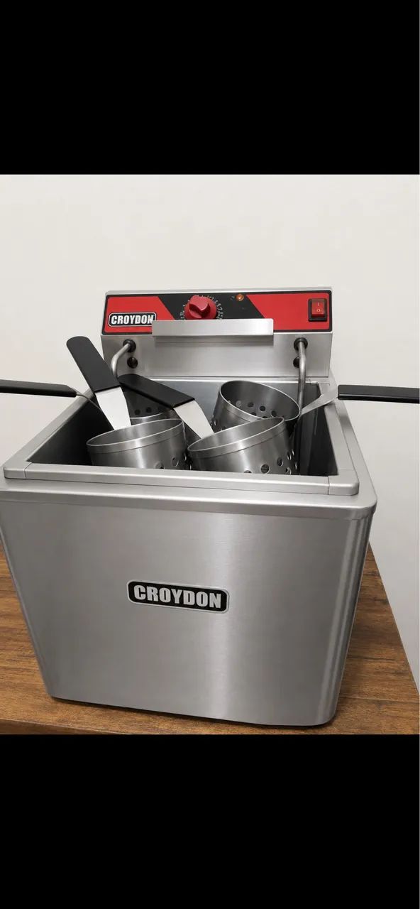 Cozedora de massas croydon com4