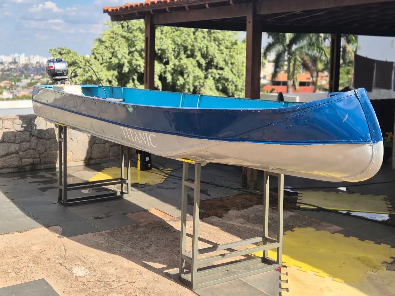 Barco 5 mts e motor 5hp - Foto 4