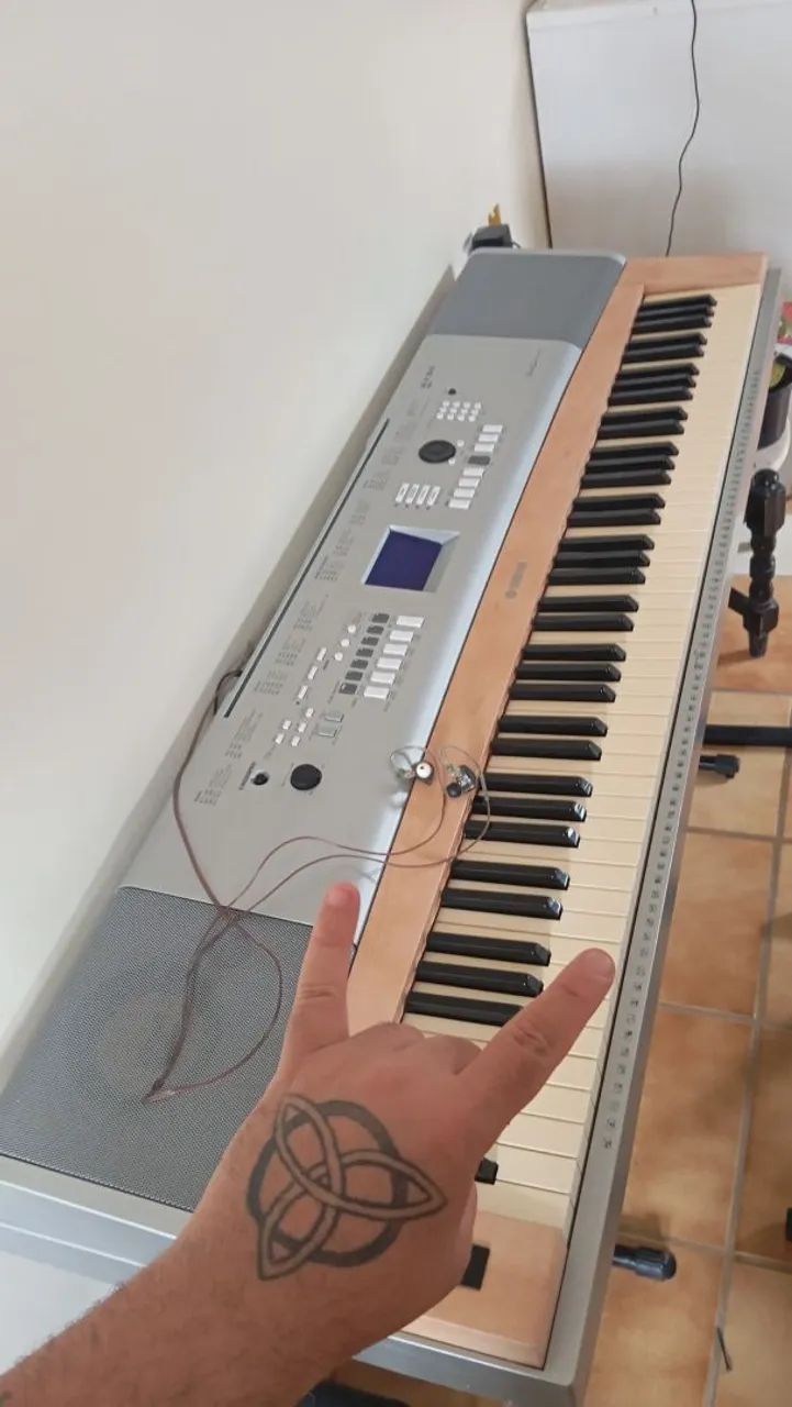Yamaha dgx 620