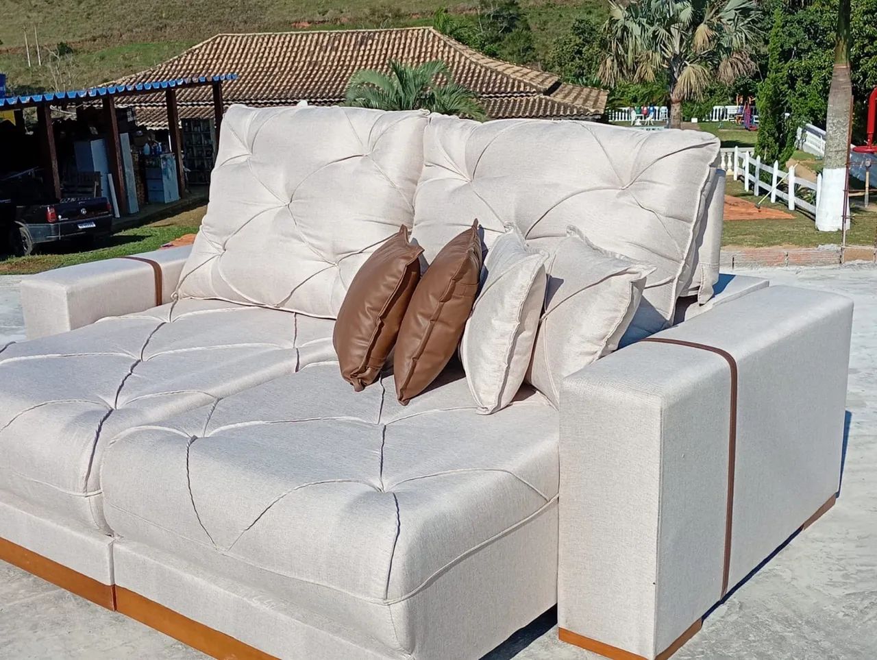 Sofa retratil bege 2,30m top !! - Foto 4