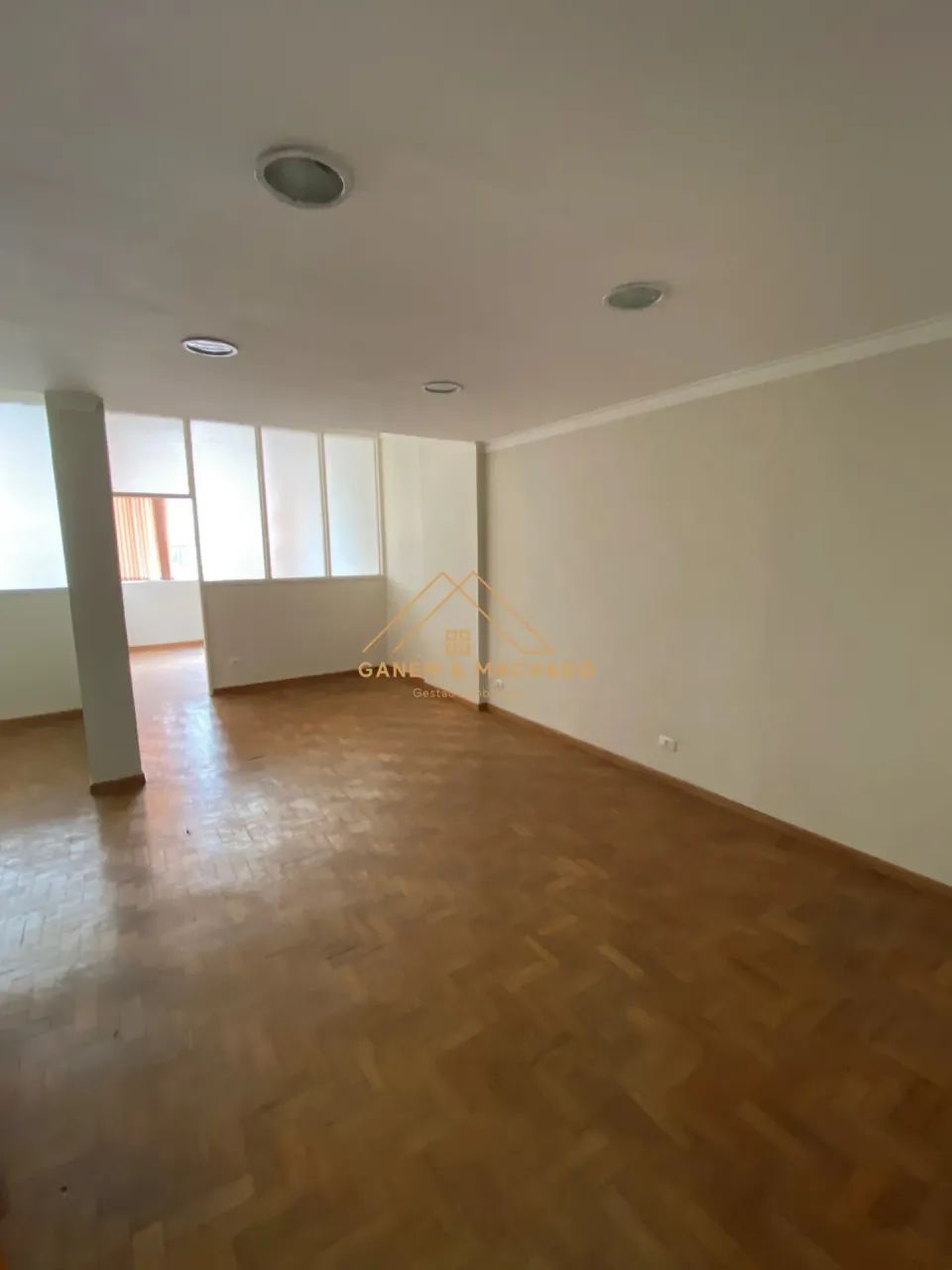 Conjunto Comercial para Locação  Rua Maria Paula, Centro/SP  70m²
