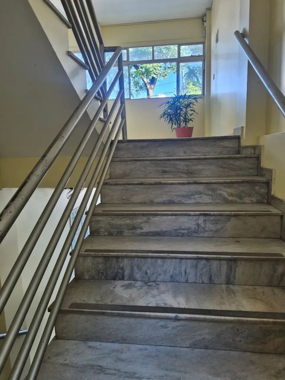 Alugo sala com 30 m2, na Av. Epitacio Pessoa! - Foto 4