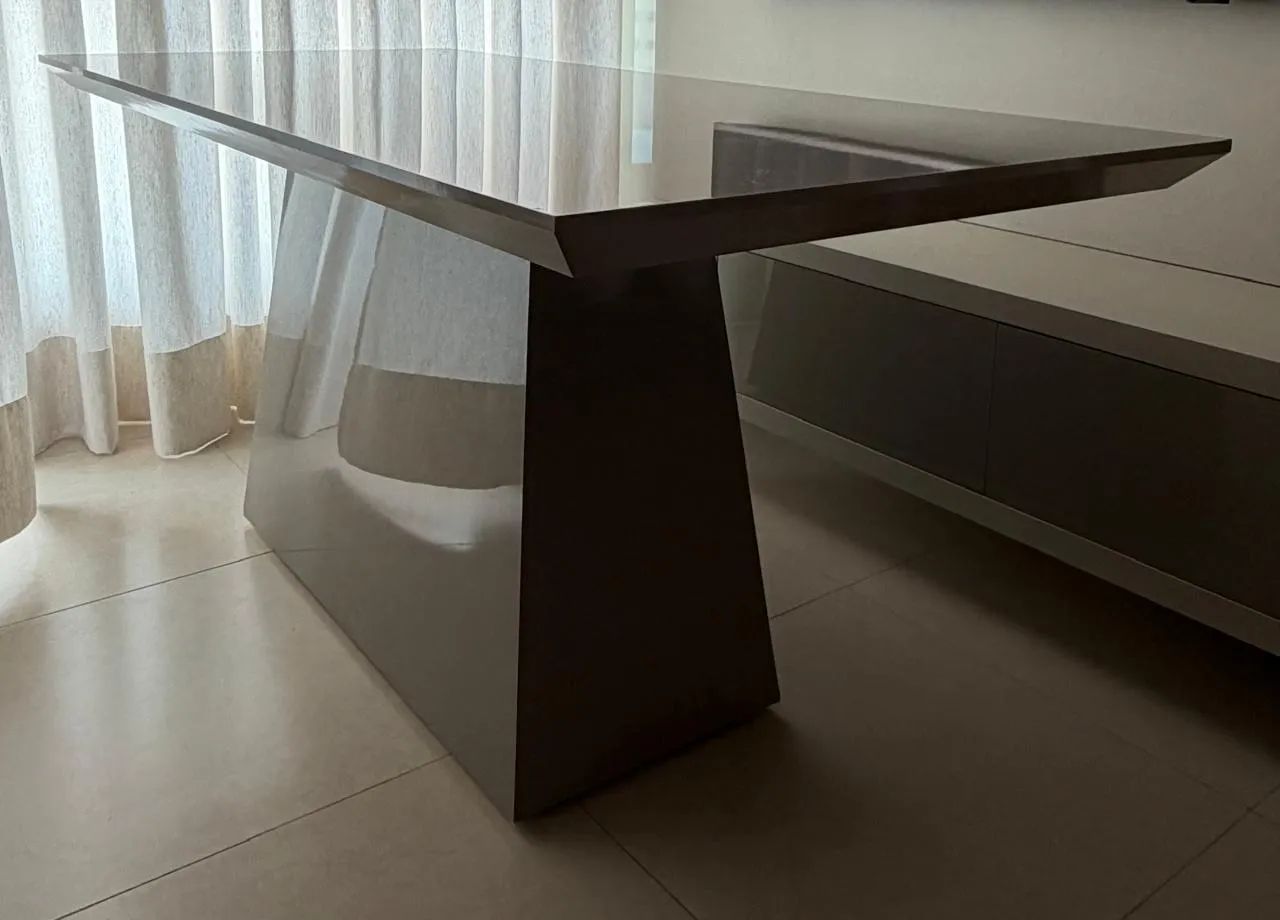     Mesa de Jantar - Excelente Estado - Foto 3
