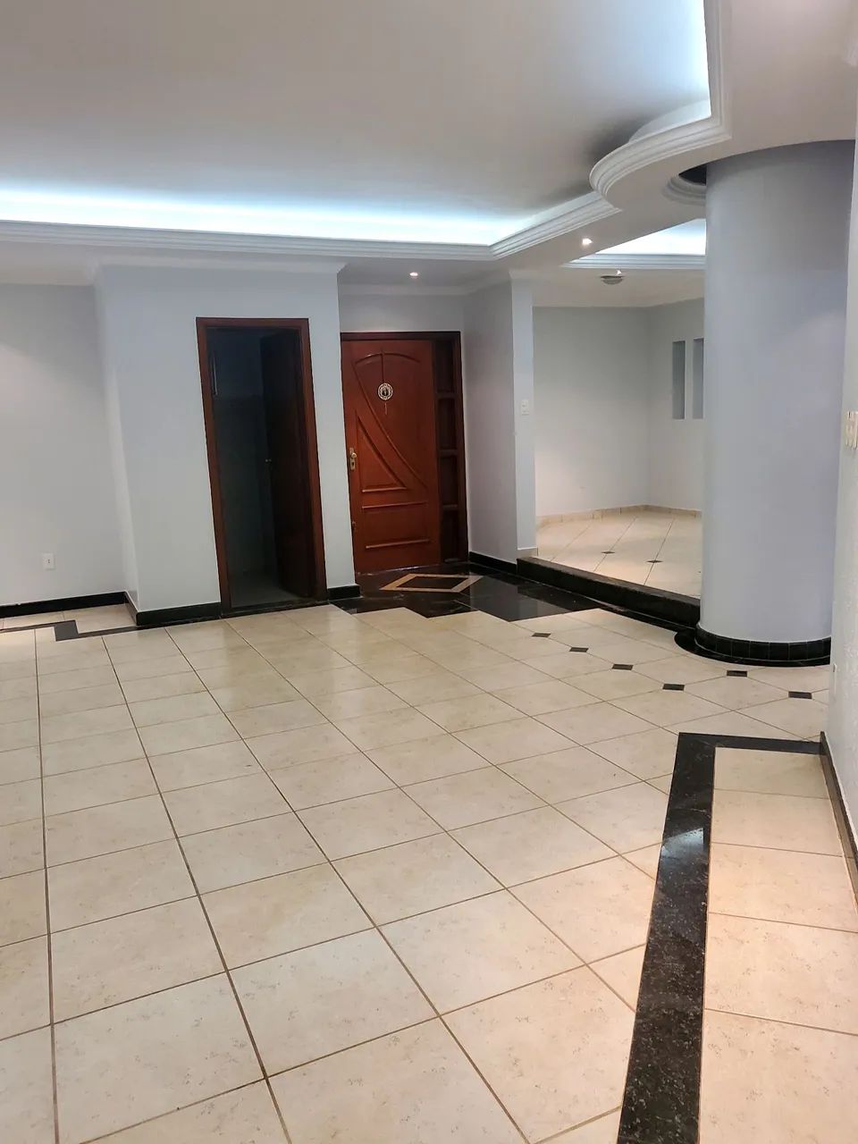 Alugo,vendo ou troco sobrado anapolis city  - Foto 3