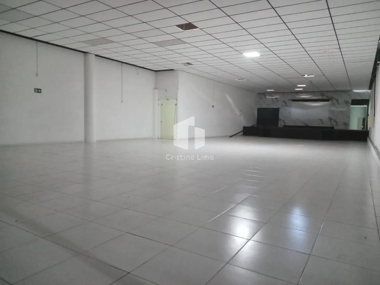 Aluguel - Imóvel Comercial ( Av Hermes Fontes) [DUPLICADO]